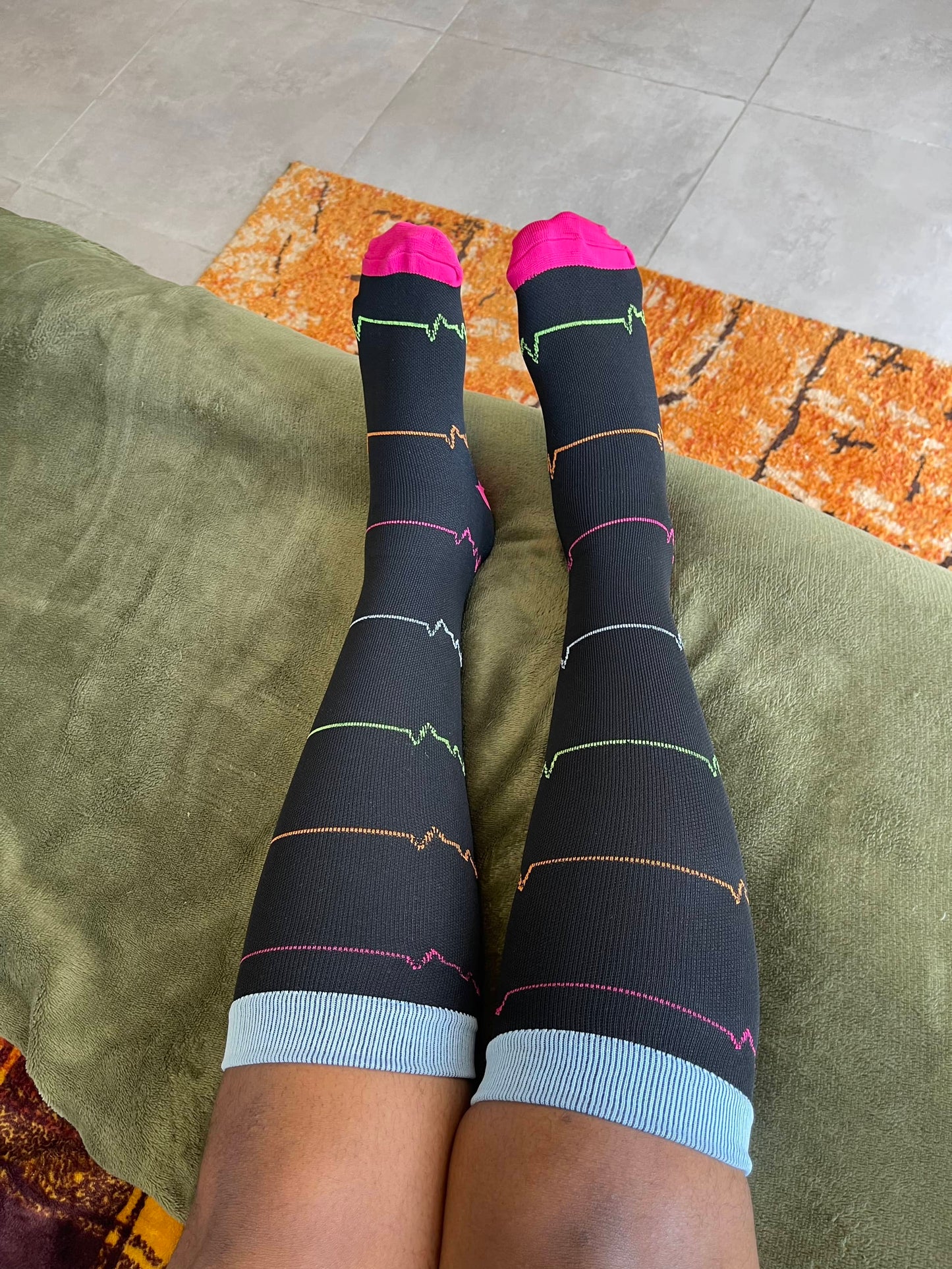 Heartbeat Print Compression Socks